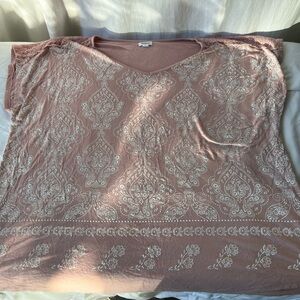 Westport Women’s pink with white Damask print sleeveless tee